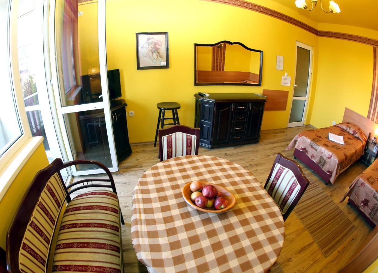 Colored House Apartments София Экстерьер фото