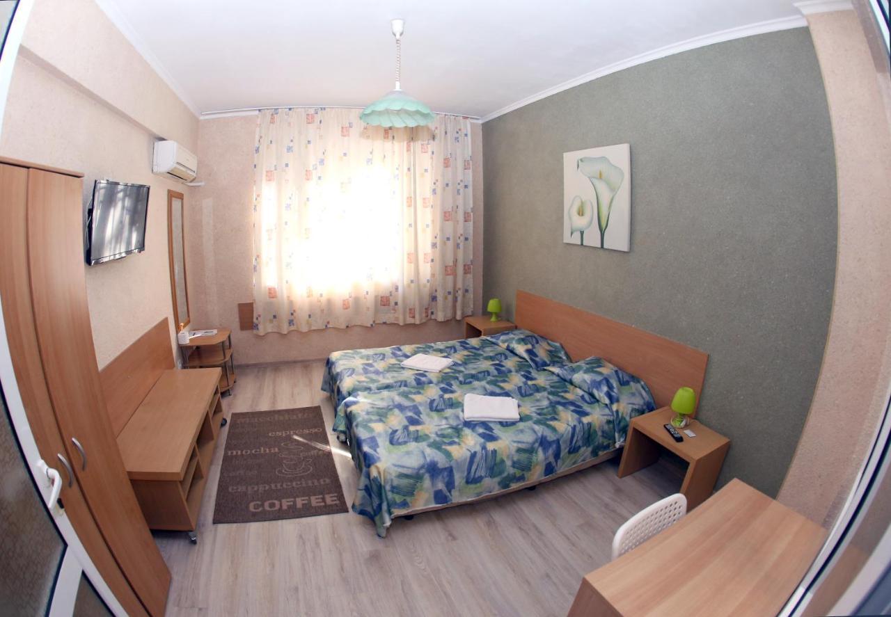 Colored House Apartments София Экстерьер фото